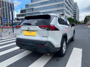 Offre Spéciale <span class=keywords><strong>Toyota</strong></span> <span class=keywords><strong>RAV4</strong></span> Rongfang <span class=keywords><strong>2020</strong></span> 2.0L CVT 2WD Fashion Edition SUV compact à <span class=keywords><strong>vendre</strong></span> - Product Image 3