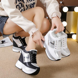 Xuanhui Nouvelles Baskets de Sport Décontractées à Lacets pour Femme, Plateforme <span class=keywords><strong>Compensée</strong></span> Épaisse et Confortable pour un Gain de Hauteur - Product Image 1