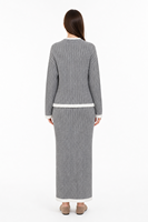 Ensemble de tricots pour femmes avec logo personnalisé, col montant, manches longues, coupe ample, couleur unie, décontracté, hiver, en acrylique, usine OEM & ODM