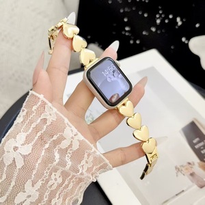 Cinturini di Lusso in Metallo 3D a Forma di Cuore per Apple Watch <span class=keywords><strong>Serie</strong></span> 11 10 42 46 40 49mm, Bracciale Sostitutivo da Polso, Cinturino Elegante per Ragazze - Product Image 3