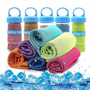 Toalla Deportiva de Secado Rápido de Doble Cara con Estuche de Silicona, Color Personalizado - Product Image 1