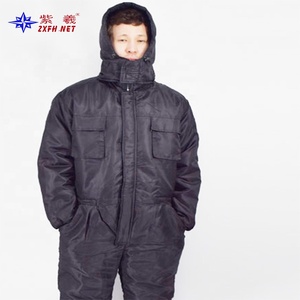 Nuevo diseño <span class=keywords><strong>traje</strong></span> de trabajo de seguridad de invierno fibra negra algodón <span class=keywords><strong>impermeable</strong></span> a prueba de frío Unisex <span class=keywords><strong>traje</strong></span> <span class=keywords><strong>completo</strong></span> para almacenamiento en frío uso en congelador - Product Image 5
