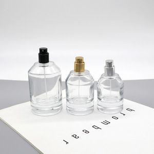 Bouteille de parfum en verre transparent haut de gamme de 50ml pour cosmétiques - Product Image 2