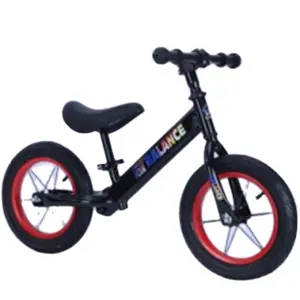 จักรยานวอล์กเกอร์พร้อมแป้นถีบสำหรับเด็กขนาด12นิ้วโครงไนลอน