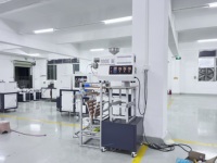 Extrudeuse de film soufflé de bureau, machine de laboratoire pour le soufflage de films en PP, PE, PLA pour la R&D et les tests d'échantillons