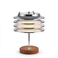 Lampe de table de luxe en forme de croissant, lampe de chevet moderne, éclairage d'ambiance chaleureux pour chambre à coucher et salon