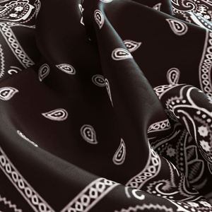 Mouchoir personnalisé de haute qualité imprimé, en soie douce, de forme carrée, pour femmes et hommes - Product Image 6