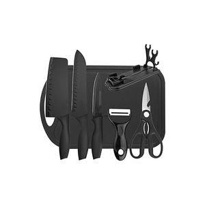 Juego de Cuchillos de Cocina de Acero Inoxidable de 7 Piezas con Bloque y Tijeras con Mango de Plástico Negro - Product Image 1