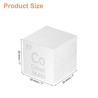 Cube de cobalt gravé, structure cristalline, collection d'éléments de la table périodique
