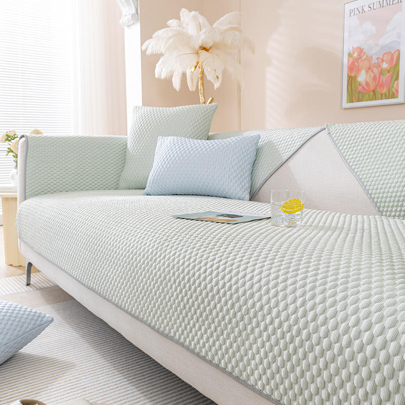 สีเขียวอ่อน