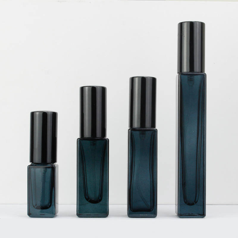 สีน้ำเงินเข้ม