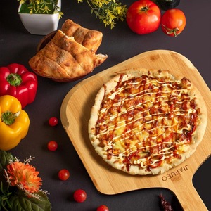 Planche à pizza en bambou, planche à découper en bois pour servir et cuisiner la pizza, couleur bois naturel, bois massif, style simple - Product Image 1