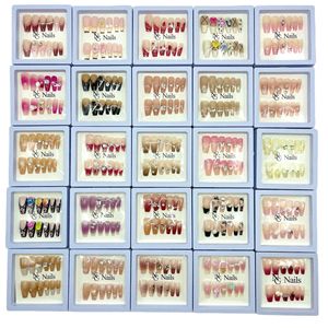 Qianya Faux <span class=keywords><strong>Ongles</strong></span> Faits Main French Press-on Collection Cat Eye Courts Amande Vente en Gros 12 Styles <span class=keywords><strong>pour</strong></span> Femmes - Product Image 1