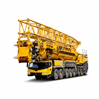 Grue tout-terrain XCA750 avec hauteur de levage de 155 m, moteur double, 7 sections de flèche, 7 essieux et stabilisateurs en forme de H