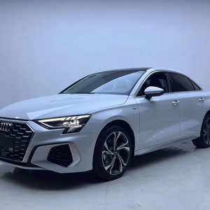 Voiture d'occasion très demandée Audi A3 2023 Facelift A3L Limousine 35 TFSI Luxe Sport - Product Image 2