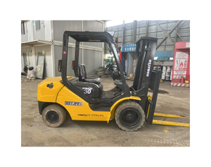 Montacargas Komatsu FD30 de Segunda Mano en Buen Estado, Montacargas Usado de 3 Toneladas a Bajo Precio, Máquina de Almacén Komatsu en Oferta - Product Image 1