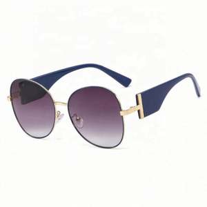 Gafas de Sol de Gran Tamaño con Logotipo Personalizado Vintage, Gafas de Sol con Protección UV400 y Montura Grande para Mujer, Gran Venta 2021 - Product Image 4