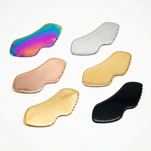 Masajeador <span class=keywords><strong>Facial</strong></span> <span class=keywords><strong>Guasha</strong></span> de Acero Inoxidable Color Oro Rosa con Tabla en Forma de Labios - Product Image 6