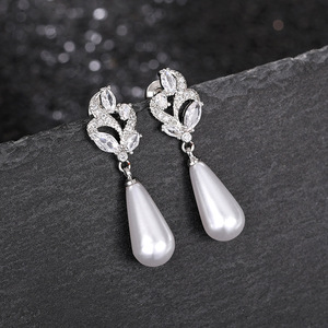 Eleganti Orecchini Pendenti a Goccia con Fiori per Donne, Accessori per Orecchie per Uso Quotidiano e Regalo - Product Image 3