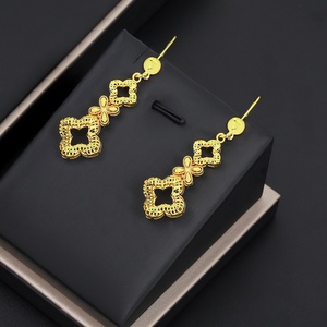 Ensemble de bijoux pour femmes JXX Simple Charm, plaqué or 24 carats, collier, bracelet et boucles d'oreilles trèfle à quatre feuilles pour mariages et fêtes - Product Image 4