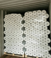 Bâche de protection blanche auto-adhésive non tissée pour peintre avec tissu de protection industriel imperméable pour la rénovation intérieure et la protection des sols