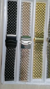 Extrémité de courbe 20mm <span class=keywords><strong>22mm</strong></span> maillons à vis solides remplacement de <span class=keywords><strong>bracelet</strong></span> de <span class=keywords><strong>montre</strong></span> 7 perles <span class=keywords><strong>Bracelet</strong></span> de <span class=keywords><strong>montre</strong></span> en acier inoxydable avec fermoir pliant - Product Image 3