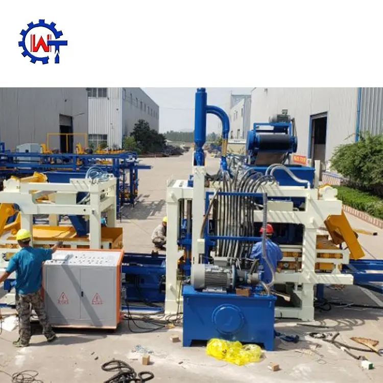 QT 12-15 Vietnam Hollow Block Machine con macchine generatrici per la produzione di macchine da taglio per blocchi di calcestruzzo