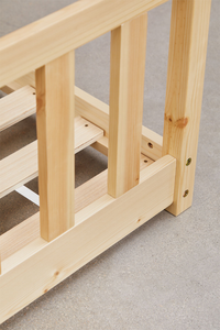 Lit maison <span class=keywords><strong>en</strong></span> bois moderne pour enfants, fabriqué <span class=keywords><strong>en</strong></span> bois naturel, comprend <span class=keywords><strong>un</strong></span> cadre à lattes, protection contre les chutes, écologique, vernis naturel - Product Image 5