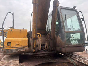 Excavatrice sur chenilles Hyundai 305lc-7 d'occasion, 30,5 tonnes, avec moteur Cummins, PLC et pompe - Prix avantageux - Product Image 3