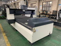 Routeur CNC pour le travail du bois 7,5 kW à refroidissement par eau 1325 pour l'industrie du mobilier et de la publicité, routeur CNC 3 axes pour le bois
