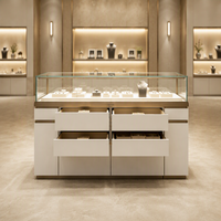 Ensemble complet de présentoirs à bijoux, vitrine murale en verre avec éclairage LED, comptoir d'exposition avec armoire à bijoux assortie