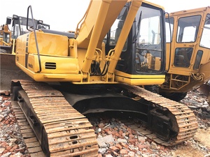 รถขุดโคมัตสุ PC200 มือสองคุณภาพสูง สภาพดี ชั่วโมงการทำงานต่ำ ผลิตในญี่ปุ่น - Product Image 5