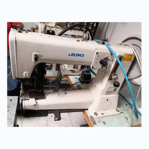 Machine à coudre Juki 441 d'<span class=keywords><strong>occasion</strong></span>, robuste, à double entraînement (pied mobile et alimentation supérieure et inférieure), pour la couture de selles en cuir - Product Image 1