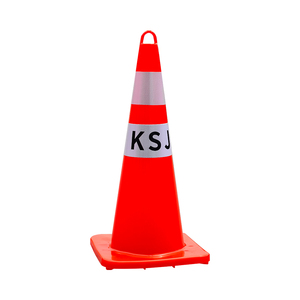 28 Inch Reflective <b>Road</b> Safety <b>Cone</b> Built‑in Handle PVC Plastic Warning Mini Traffic <b>Cone</b> For Traffic Control - Product Image 5