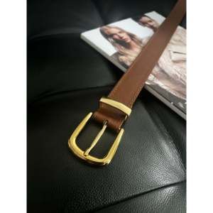 Cinturón con Hebilla Dorada y Pasador de Aleación, Estilo Casual, Cinturón de Tela - Product Image 3