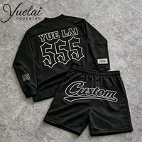 Ensemble 2 pièces pour homme, t-shirt noir à manches longues et col rond avec logo personnalisé et short en mesh, tenue décontractée légère et ample pour l'été