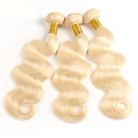 Extensions de cheveux humains vierges en stock de 10 à 40 pouces, couleur 613 #   Extensions de cheveux ondulés blond platine, texture naturelle