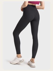 Leggins deportivos sólidos desnudos con logotipo personalizado para mujer, pantalones de Yoga transpirables de cintura alta de secado rápido con bolsillos - Product Image 5