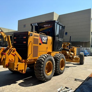 รถเกรดเดอร์ Caterpillar 140G มือสอง อุปกรณ์ก่อสร้างงานหนัก รุ่นปี 2020 สีเหลือง ยางใหญ่ ห้องโดยสารสีดำ เครื่องยนต์ PLC ปั๊ม - Product Image 2