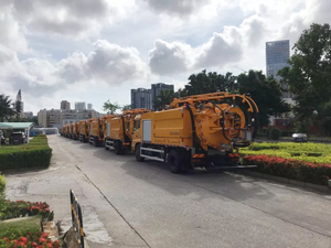 Camión <span class=keywords><strong>de</strong></span> succión <span class=keywords><strong>de</strong></span> aguas residuales al vacío 6CBM 10cbm Hino 1suzu 6X4 camión <span class=keywords><strong>de</strong></span> succión <span class=keywords><strong>de</strong></span> aguas residuales camión <span class=keywords><strong>de</strong></span> chorro hidráulico <span class=keywords><strong>empresa</strong></span> <span class=keywords><strong>de</strong></span> tratamiento <span class=keywords><strong>de</strong></span> aguas residuales - Product Image 4
