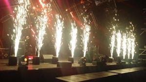 Mini feux d'artifice Sparkler <span class=keywords><strong>Machine</strong></span> 600W Concert de mariage effets spéciaux DMX512 scène fontaine <span class=keywords><strong>Machine</strong></span> équipement d'ambiance - Product Image 4