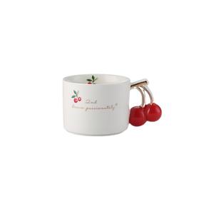 Mug en céramique 3D cerise avec accents dorés - Vaisselle ludique pour café/thé à la maison - Product Image 5