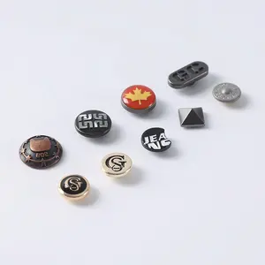YHG oeko-tex kabartmalı çinko alaşım pirinç vida çiviler Metal perçin kot moda giysiler için özel Logo düğmesi