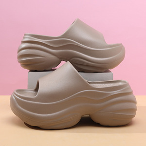 Sandales compensées pour femmes en EVA à bout ouvert, antidérapantes, pour l'été et l'extérieur - Product Image 4
