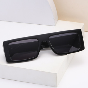 2025 nuovo stile retrò europeo americano <span class=keywords><strong>occhiali</strong></span> <span class=keywords><strong>da</strong></span> <span class=keywords><strong>sole</strong></span> <span class=keywords><strong>rettangolari</strong></span> UV400 uomo moda <span class=keywords><strong>donna</strong></span> marca <span class=keywords><strong>occhiali</strong></span> per bambini - Product Image 3