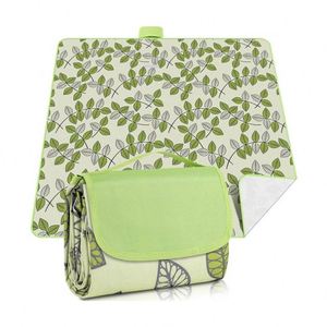 Vente en gros de tapis de pique-nique et de plage vert feuille, extra large, pliable, portable, anti-sable et imperméable pour l'extérieur - Product Image 1