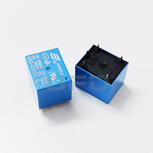 รีเลย์ไฟฟ้า <span class=keywords><strong>SRD</strong></span>-05VDC-<span class=keywords><strong>SL</strong></span>-<span class=keywords><strong>C</strong></span> ขนาด 19.2x15.6 มม. <span class=keywords><strong>5VDC</strong></span> รีเลย์ไฟฟ้าแบบเปลี่ยนวงจรเดี่ยว รุ่น <span class=keywords><strong>SRD</strong></span> สีฟ้า - Product Image 2