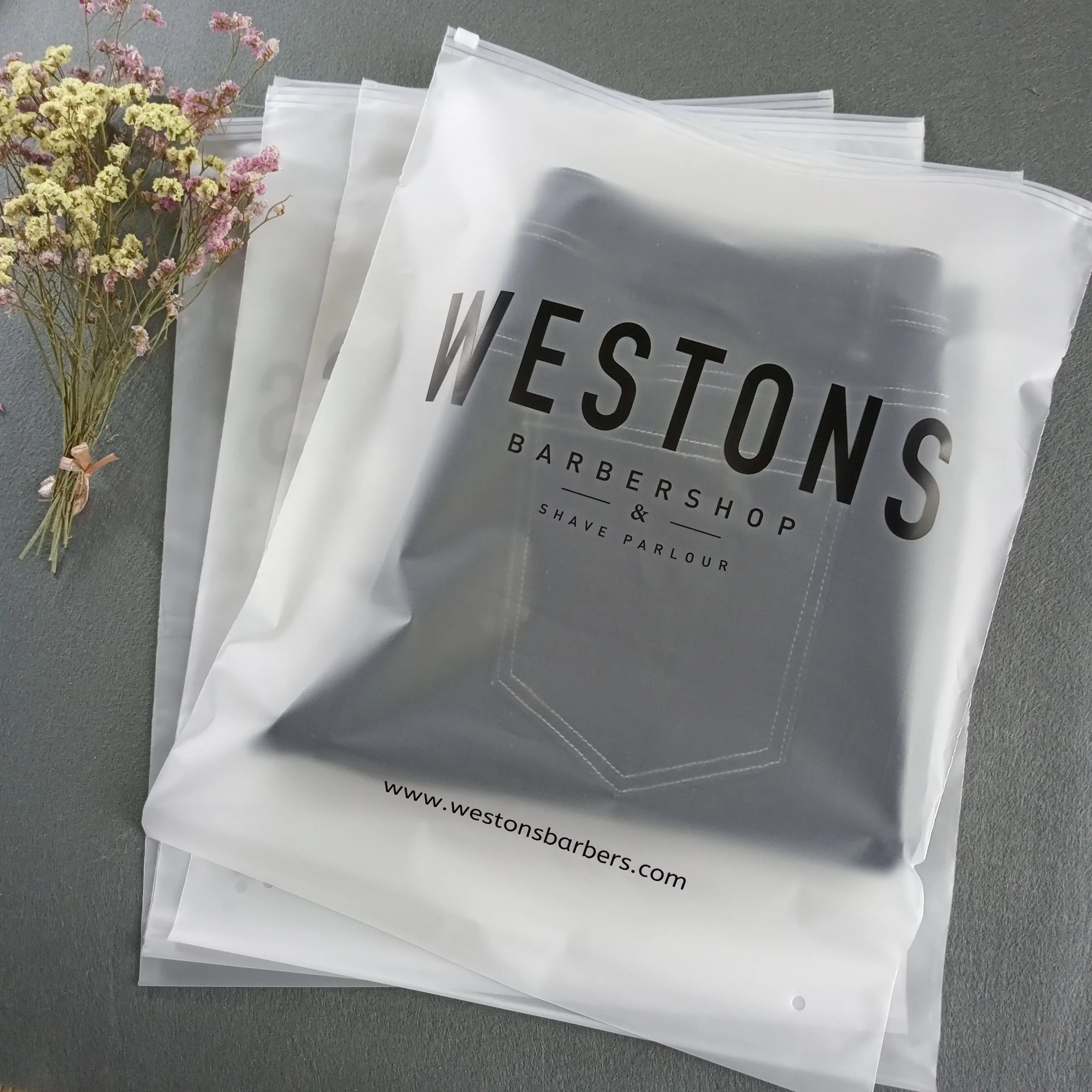 Custom Matte Print PE Zipper lock Poly Zipper Lock Frosted Plastic Packaging Bag For Clothes