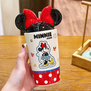 Taza de cerámica Zuo Mu Mickey y Minnie Mouse con tapa y pajita, regalo reutilizable para parejas y niños - Product Image 2