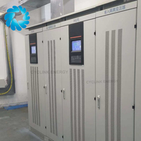 Sistema de Alimentación Ininterrumpida (SAI) SOCOMEC de 5kVA con Batería de Respaldo Industrial, Doble Conversión en Línea para Protección de Plantas Eléctricas